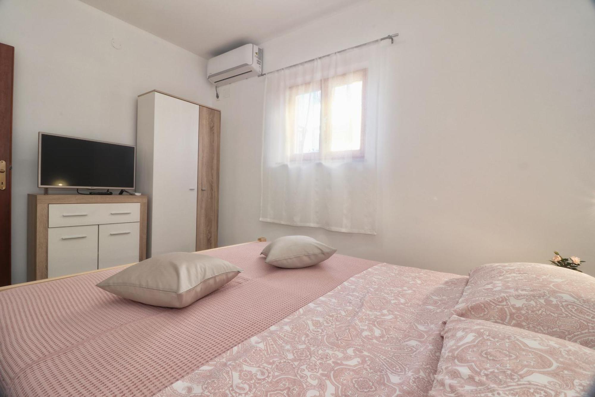 PUY Studio Apartman Edy 3 מראה חיצוני תמונה